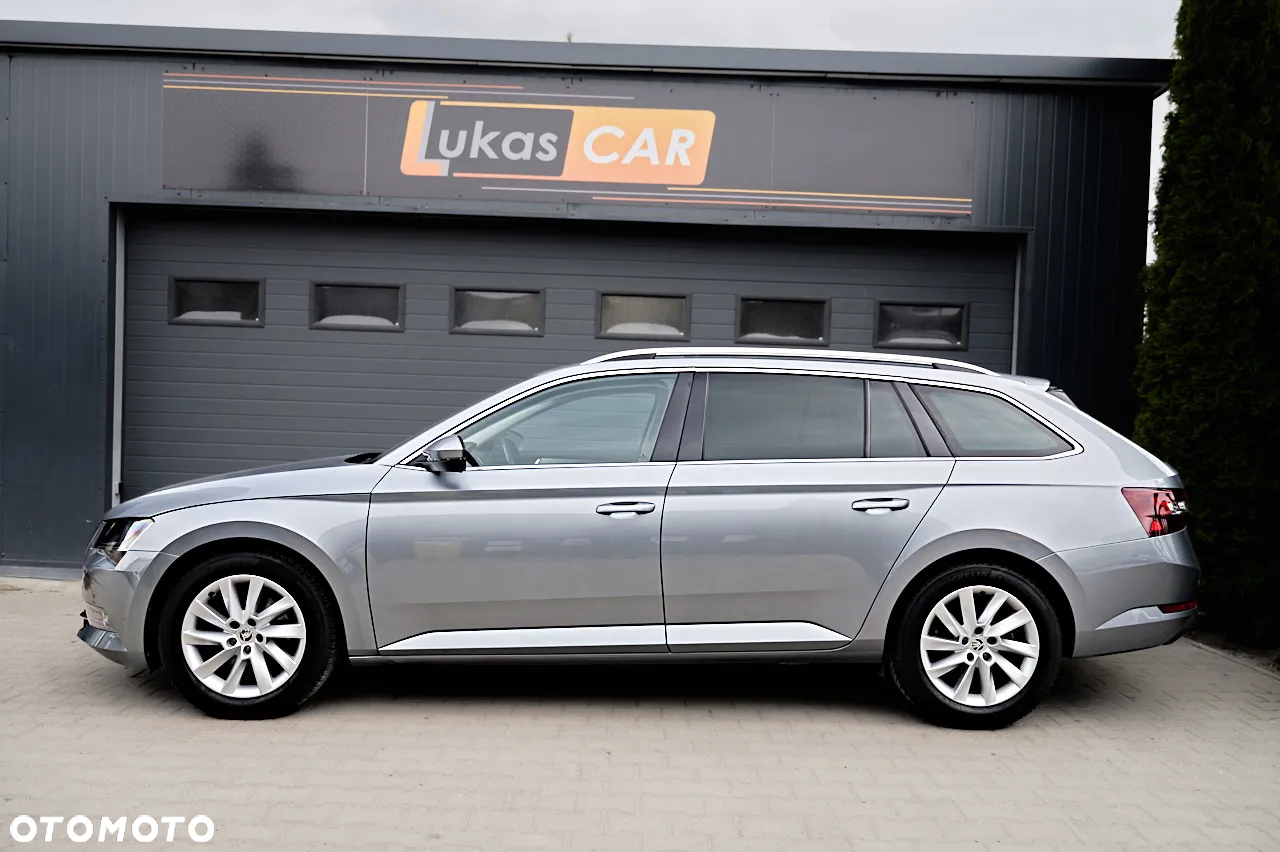 Skoda Superb 2.0 TDI DSG Premium Edition - 4