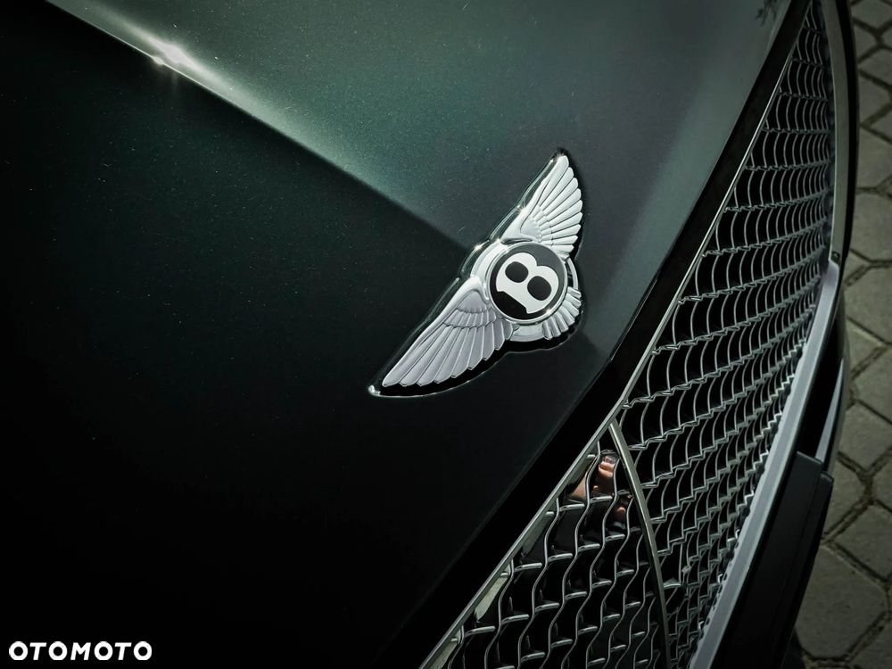 Bentley Bentayga - 4
