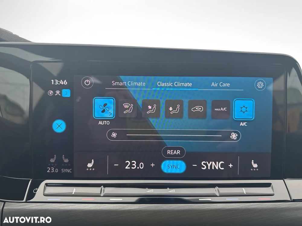 Volkswagen Golf 1.5 TSI ACT Style - 23