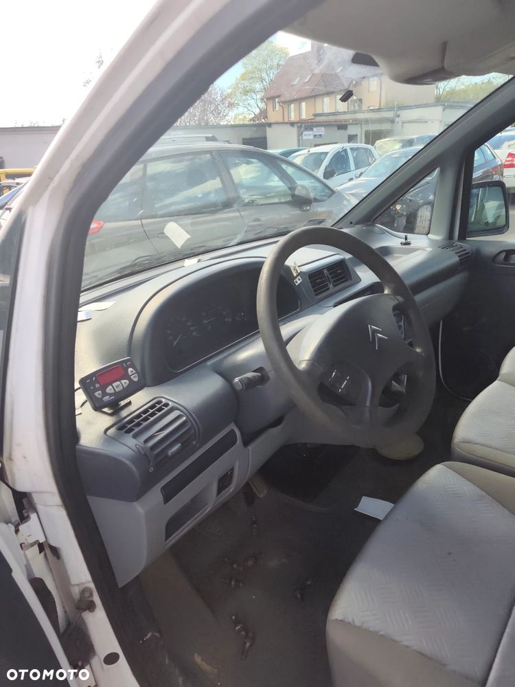 Citroen Jumpy 2005 2,0 d na części drzwi szyba maska paka lampa itp - 9