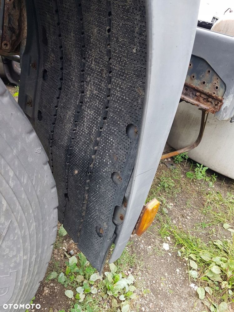 BŁOTNIK ZAKOLE NADKOLE CHLAPACZ MOCOWANIE LEWY IVECO STRALIS - 2