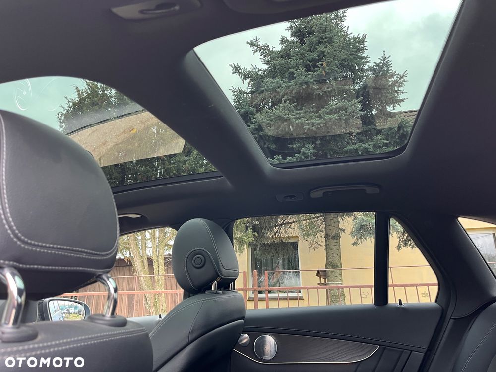 Mercedes-Benz GLC - 13