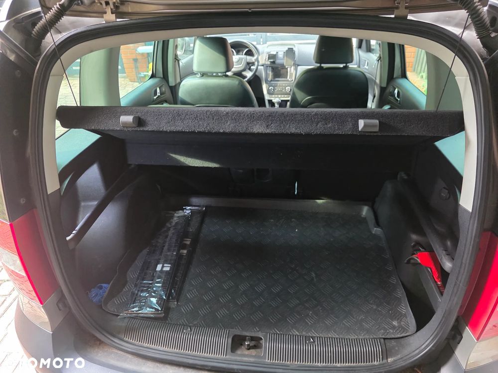 Skoda Yeti 2.0 TDI DPF 4x4 Experience DSG - 8