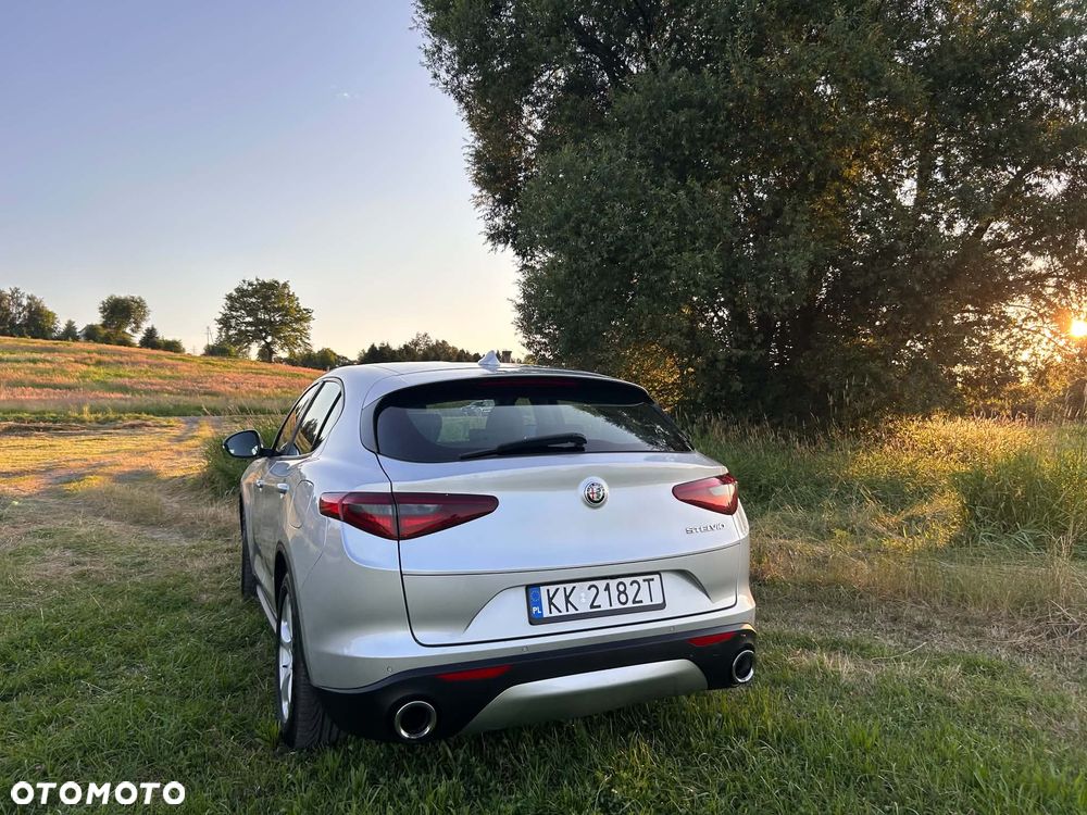 Alfa Romeo Stelvio 2.2 JTDM - 33