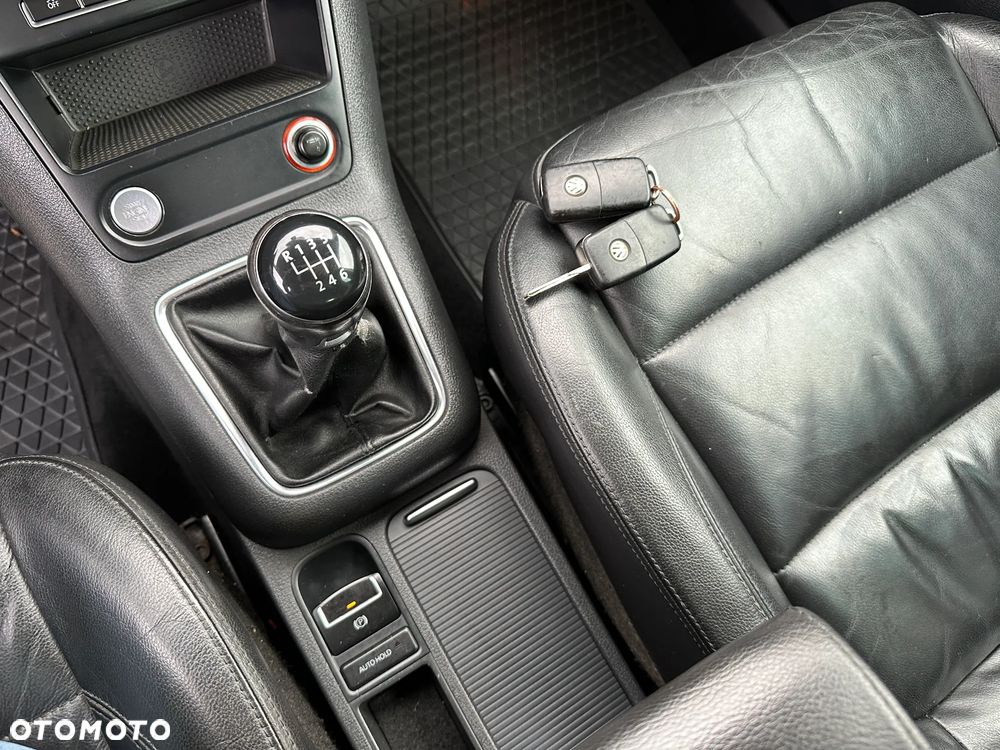Volkswagen Tiguan - 16