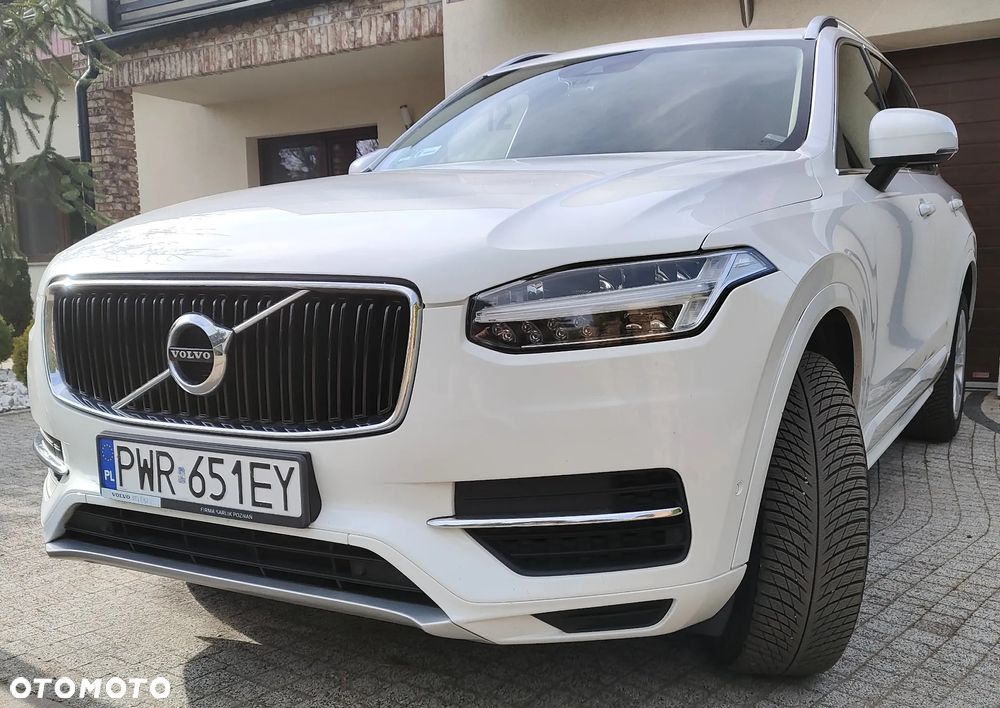 Volvo XC 90 - 1