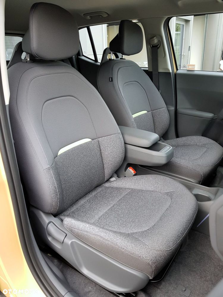Kia EV2 42.2kWh Light - 31