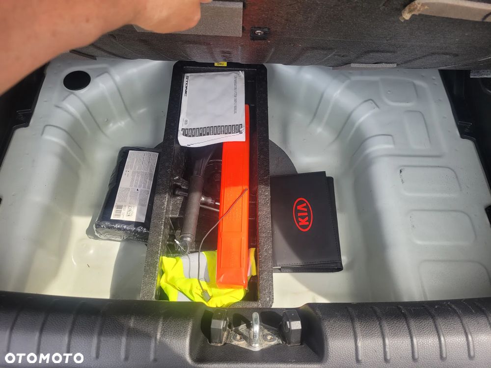 Kia Stonic - 13