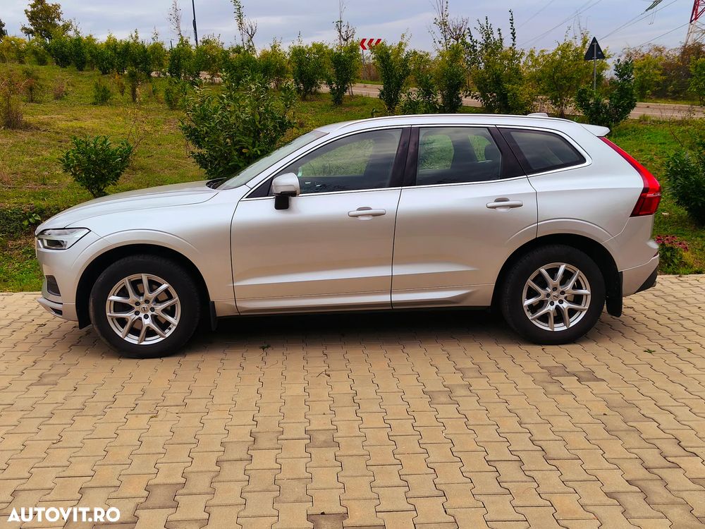 Volvo XC 60 B4 D AWD Geartronic Momentum Pro - 3