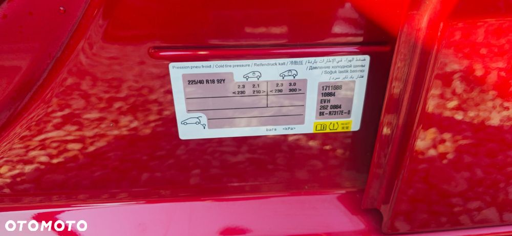 Peugeot 308 1.2 PureTech GPF GT Pack S&S EAT8 - 31