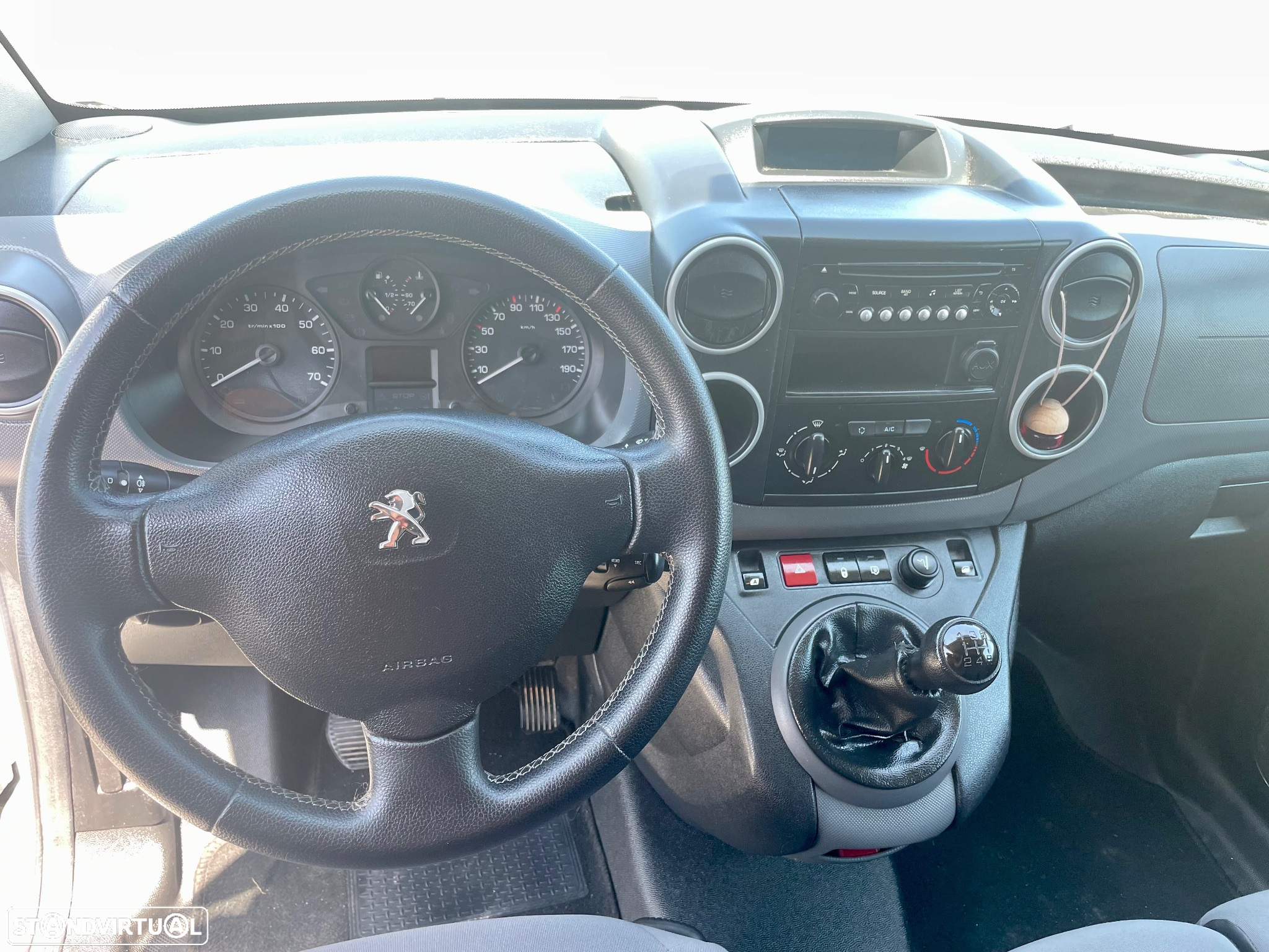 Peugeot Partner - 10