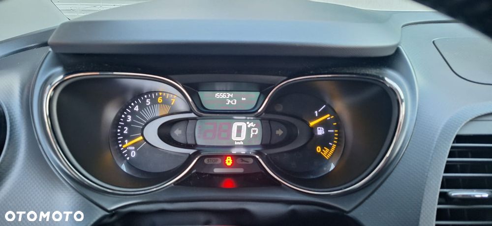 Renault Captur 1.2 TCe Zen EDC - 8