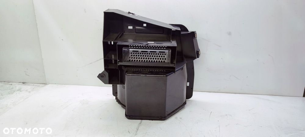 UCHWYT MOCOWANIE NAWIGACJI AUDI A4 B6 B7 8E5035201 - 4