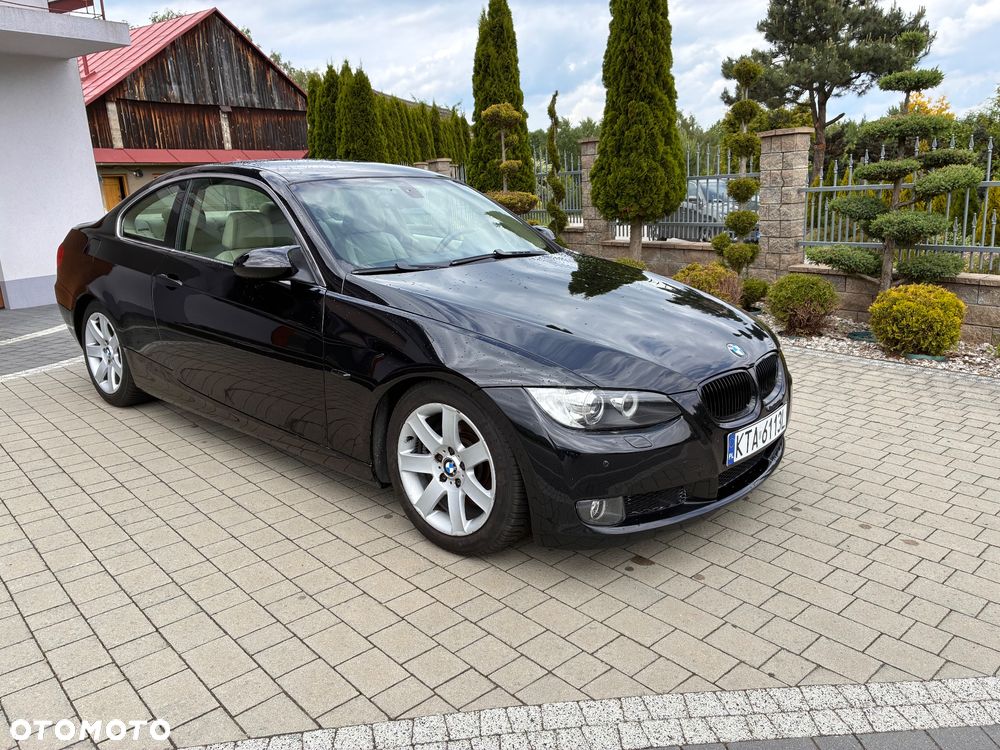 BMW Seria 3 325i - 6