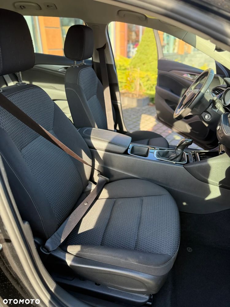 Opel Insignia - 21