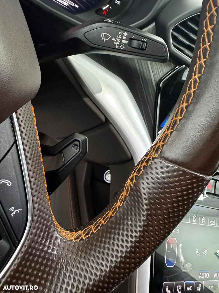 Lamborghini URUS Standard - 34