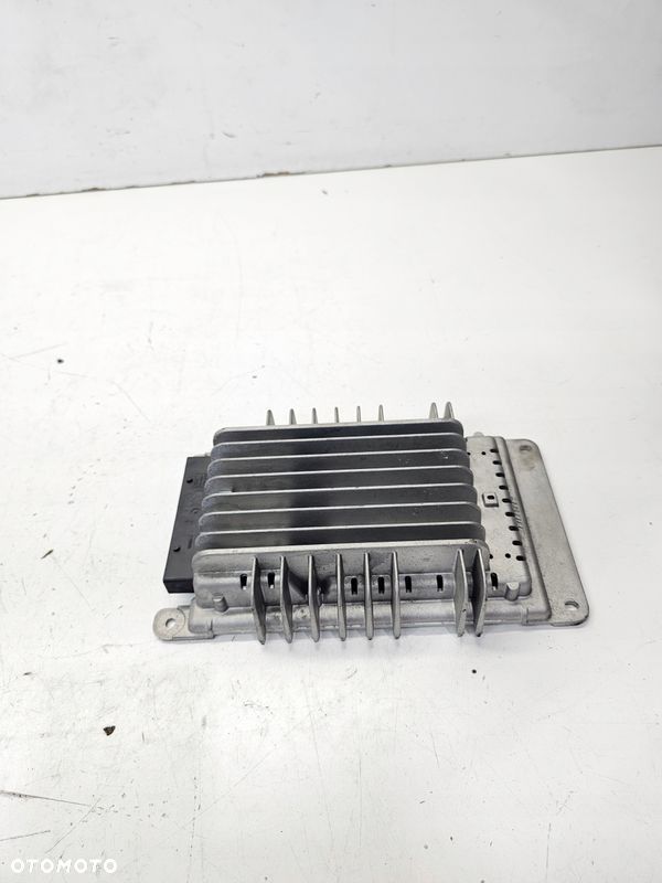 WZMACNIACZ BOSE AUDI A3 8P LIFT 8P3035223A - 2
