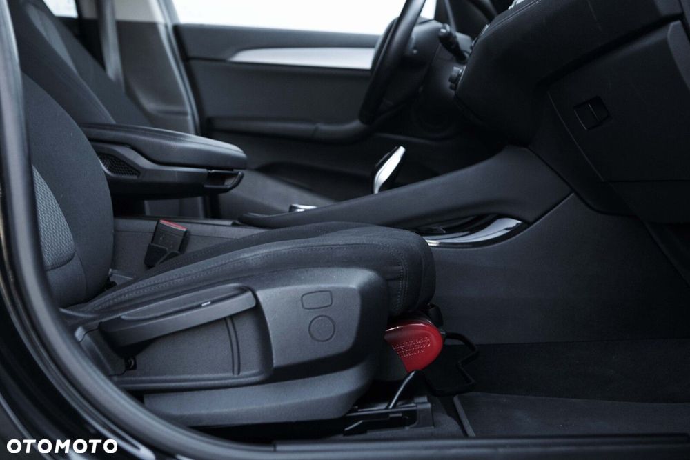 BMW X2 sDrive18d Advantage - 24