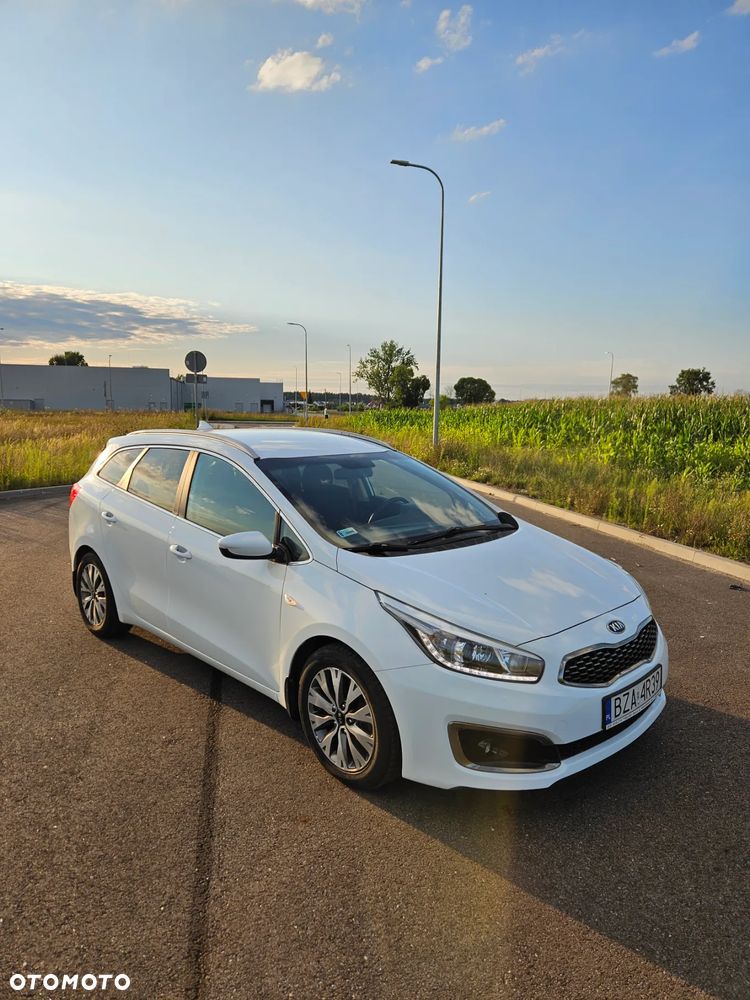 Kia Ceed Cee'd 1.6 CRDi L DCT - 22