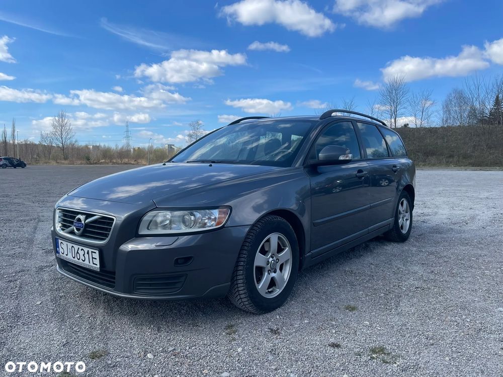 Volvo V50 2.0 Momentum - 1