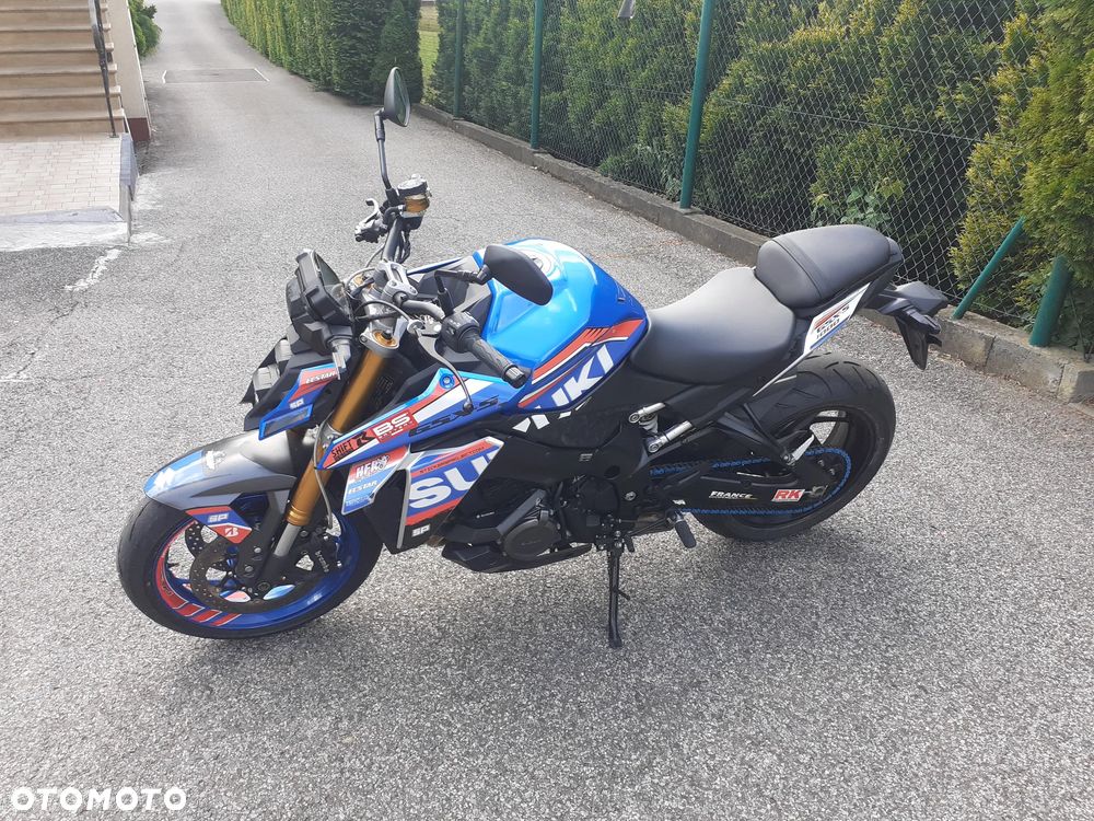 Suzuki GSX 1000 - 6