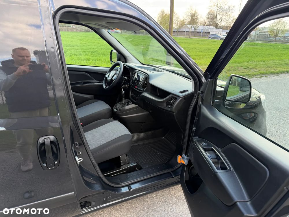 Fiat Doblo * L1H1 * 1.3 / 90KM * - 32