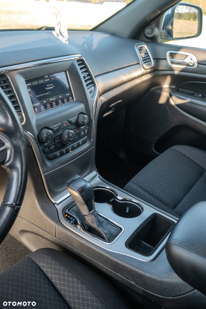 Jeep Grand Cherokee 3.6 V6 Laredo - 15