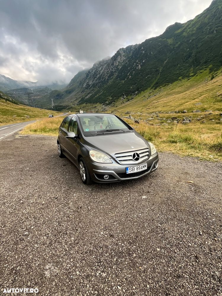 Mercedes-Benz B 200 - 12