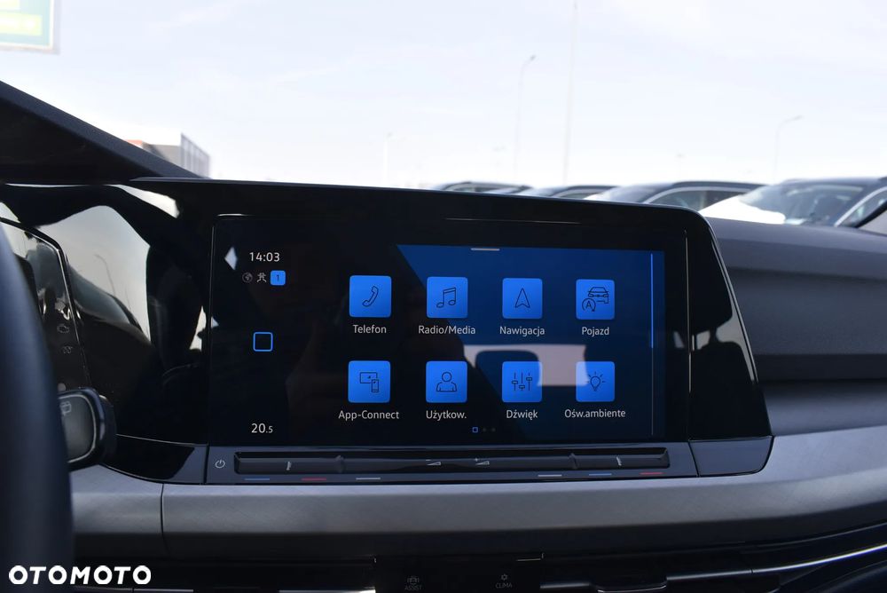 Volkswagen Golf 1.5 eTSI OPF DSG Life - 26