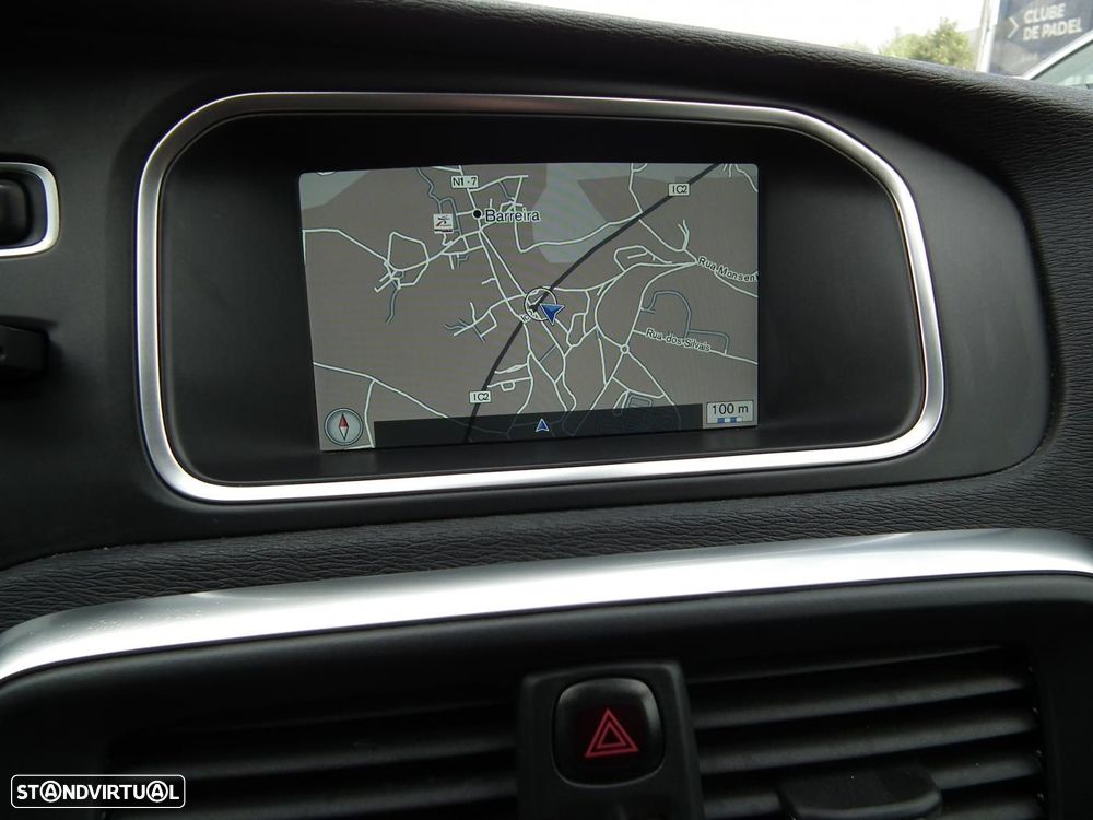 Volvo V40 1.6 D2 Momentum - 28