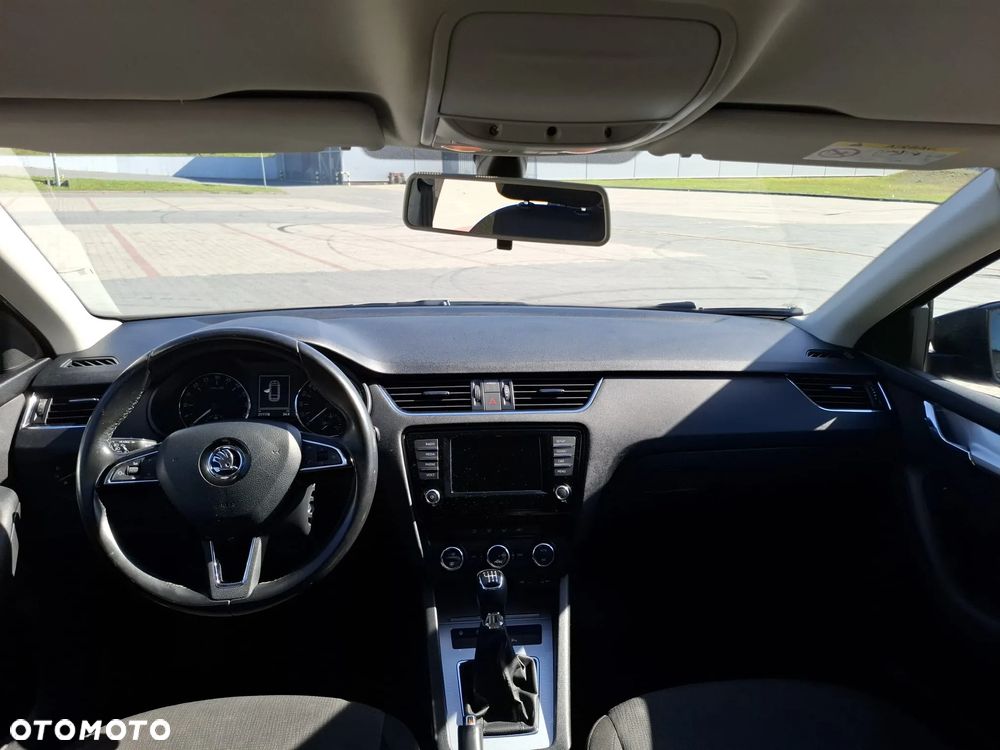 Skoda Octavia 2.0 TDI Ambition - 17