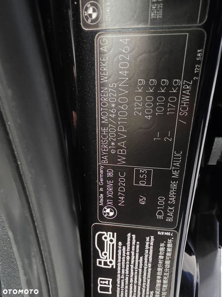 BMW X1 sDrive18d xLine - 33