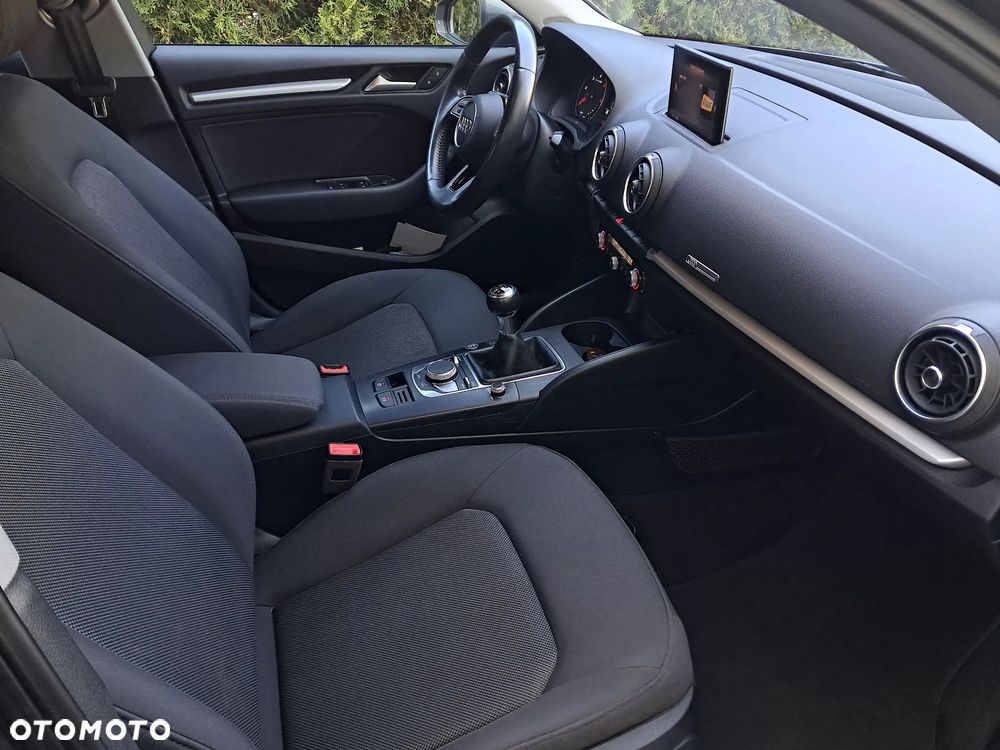 Audi A3 Limousine 1.6 TDI sport - 9