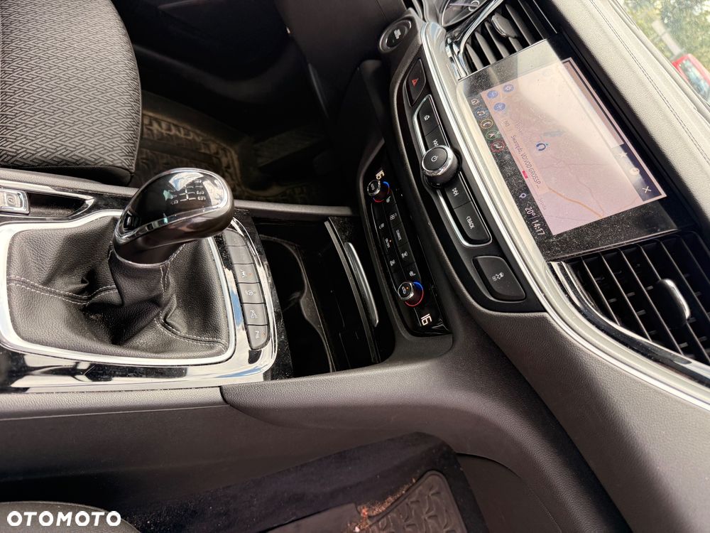 Opel Insignia - 9