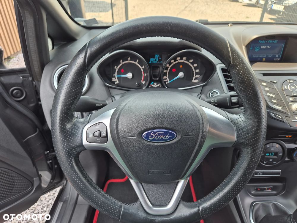 Ford Fiesta 1.0 EcoBoost STart-Stop ST-LINE - 35