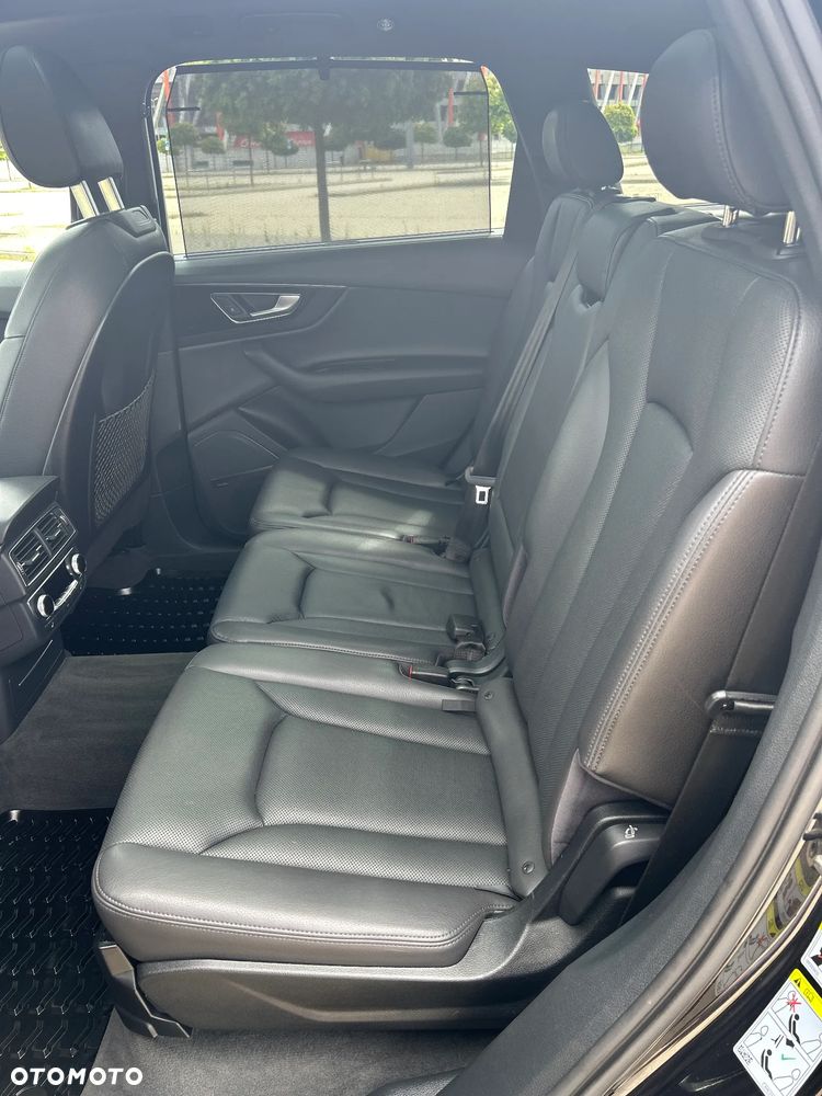 Audi Q7 3.0 TFSI Quattro Tiptronic - 18