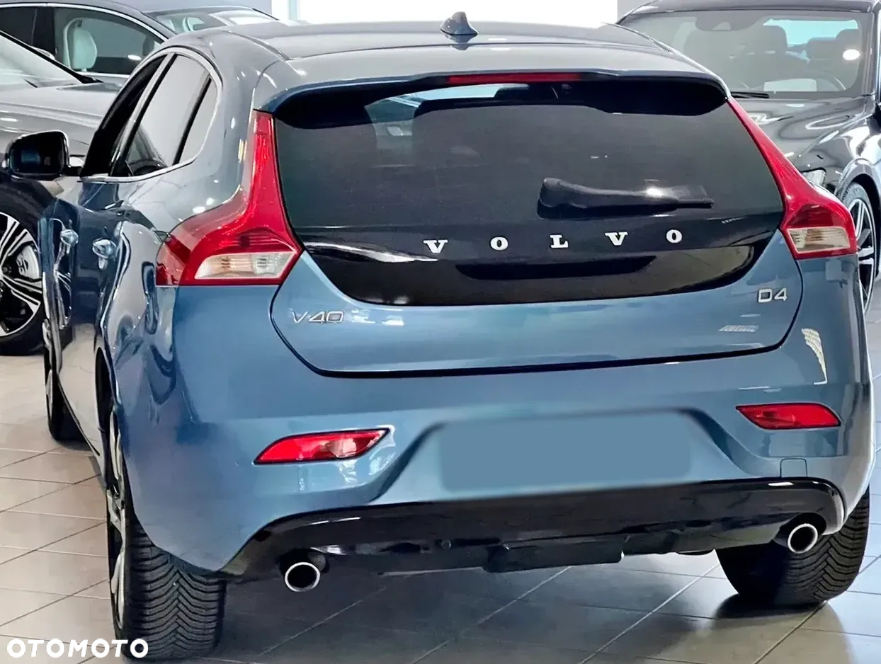 Volvo V40 - 9