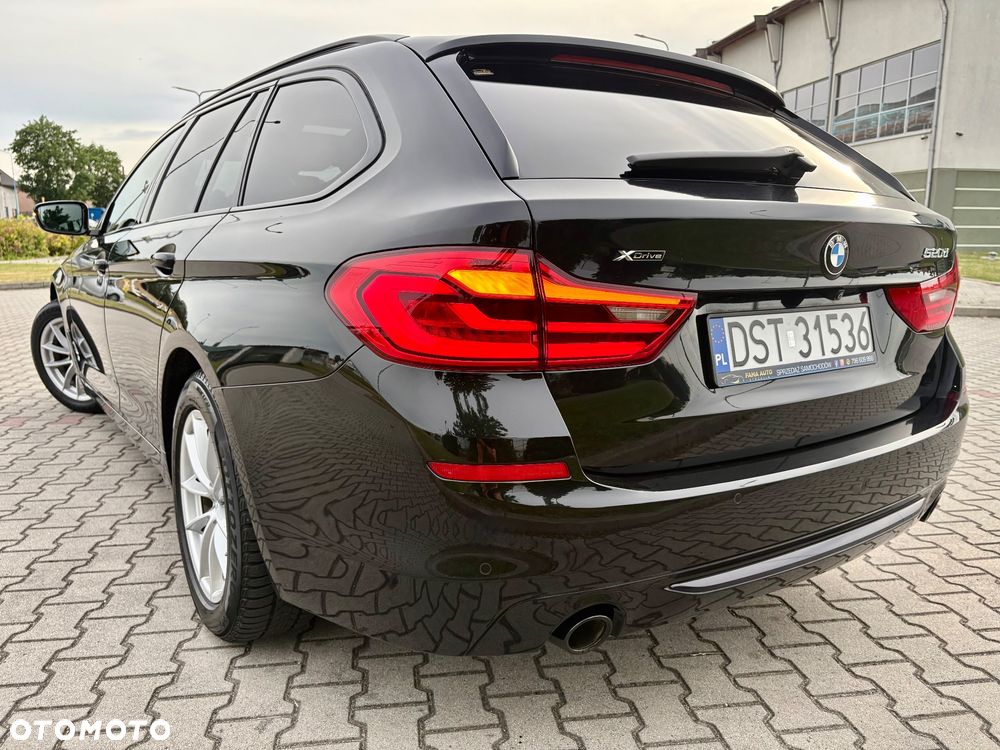 BMW Seria 5 520d xDrive Luxury Line sport - 38