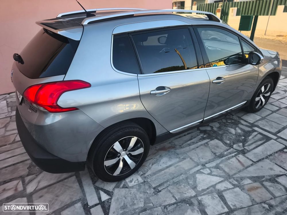 Peugeot 2008 e-HDi FAP 115 STOP & START Allure - 4