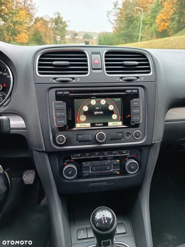 Volkswagen Golf ver-variant-1-6-tdi-dpf-bluemotion-technology-match - 12