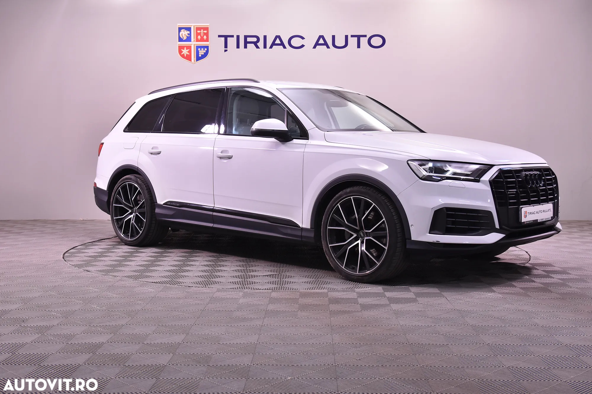 Audi Q7 55 TFSI quattro Tiptronic - 7