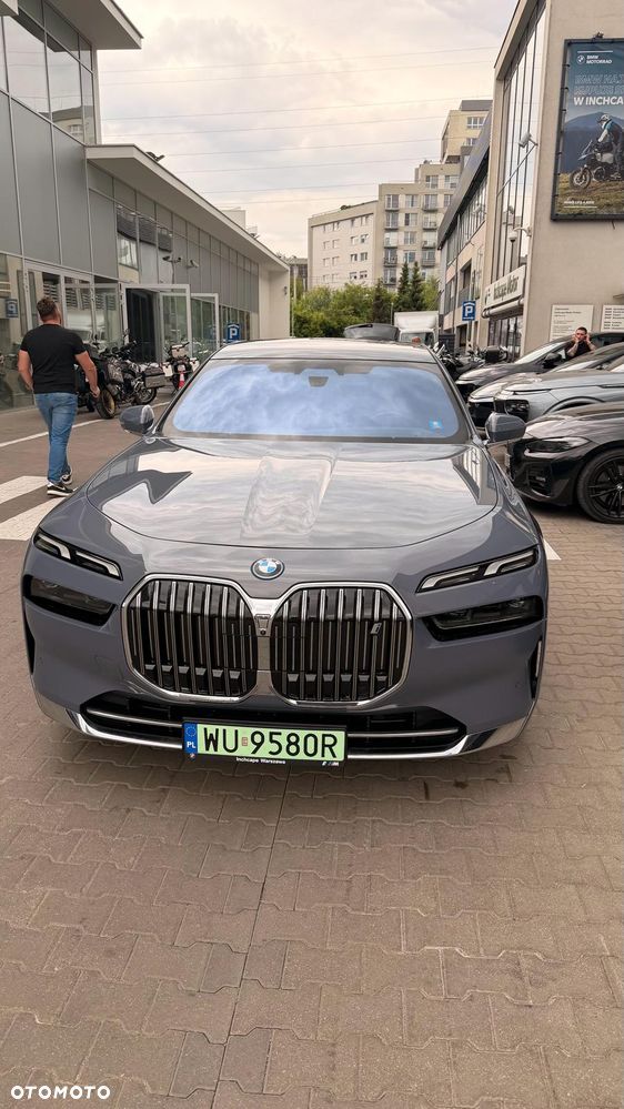 BMW i7 105.7kWh eDrive50 - 5