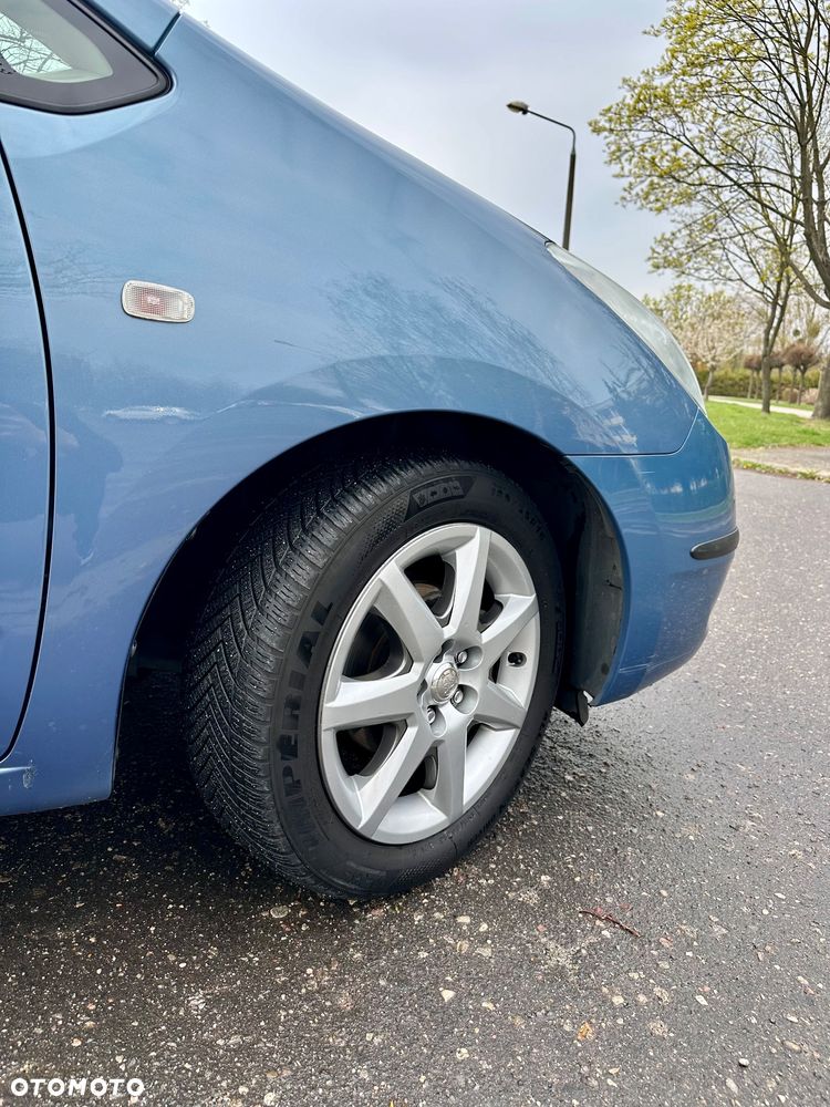 Toyota Prius 1.5 VVT-i Sol - 10