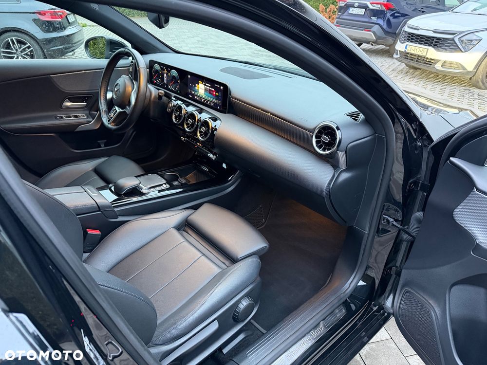 Mercedes-Benz Klasa A 180 d 7G-DCT Progressive - 11