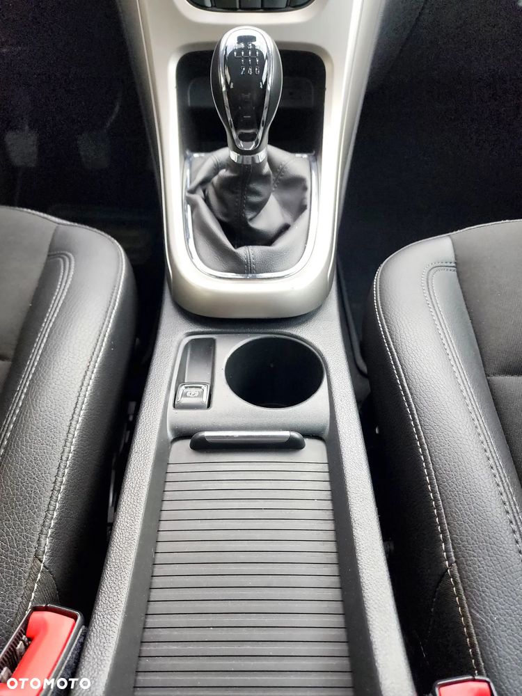 Opel Astra 1.4 Turbo 150 Jahre - 23