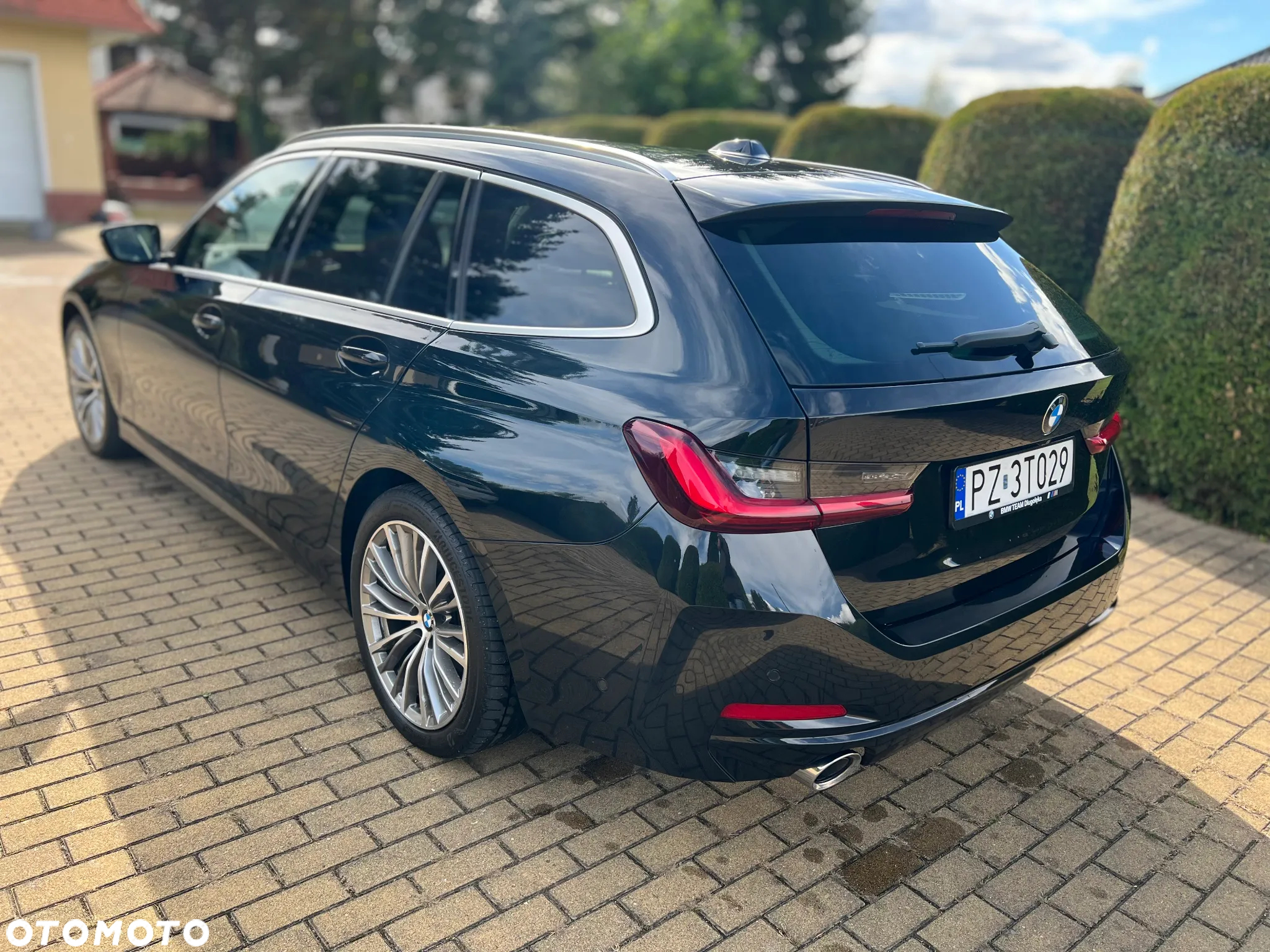 BMW Seria 3 320d xDrive Luxury Line sport - 11