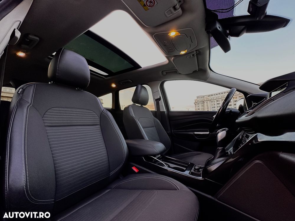 Ford Kuga - 11
