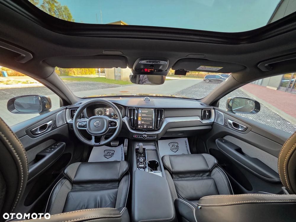 Volvo XC 60 B5 D AWD Geartronic RDesign - 9