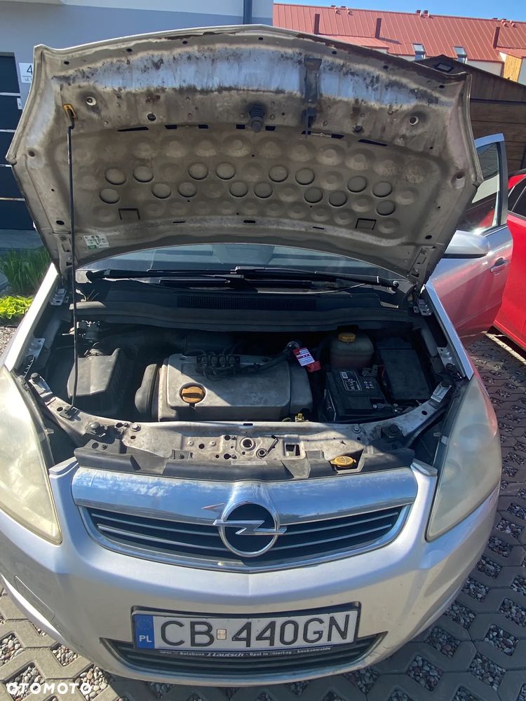 Opel Zafira 1.6 - 14