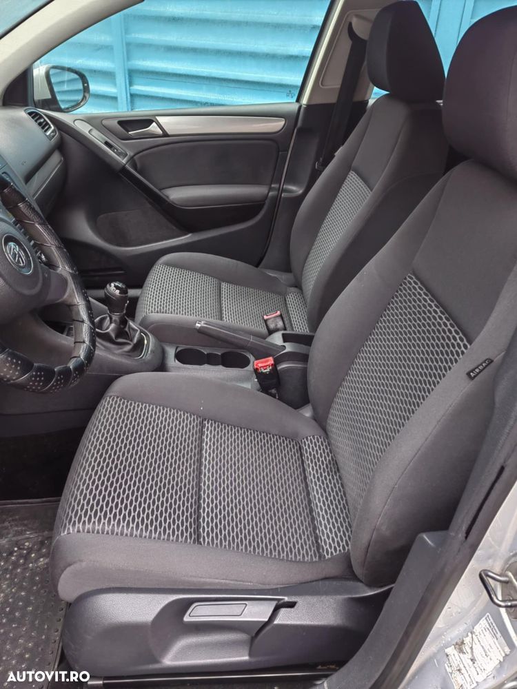 Volkswagen Golf 1.6 Edition - 2